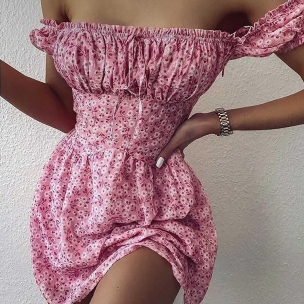 Elegant Pink Floral Off-Shoulder Mini Dress